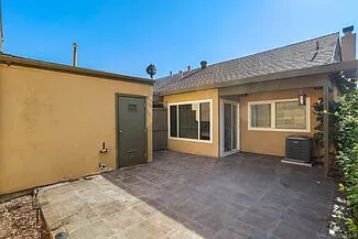10559 Westonhill Dr — Photo 22