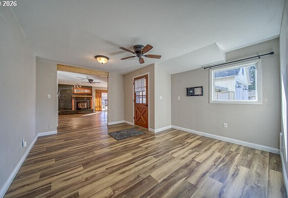 5th image of 2950 Greenbriar St