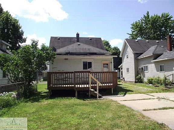 3rd image of 209 E Lovett St
