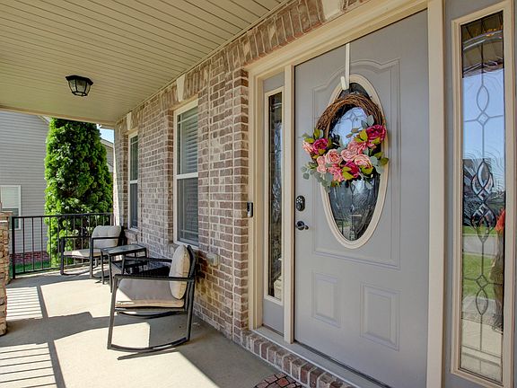 4th image of 1792 Arrowhead Ct