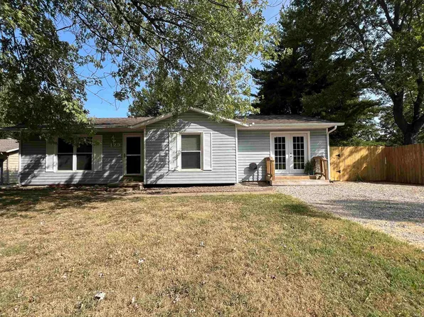 129 Carlisle Ct, Chandler, IN 47610