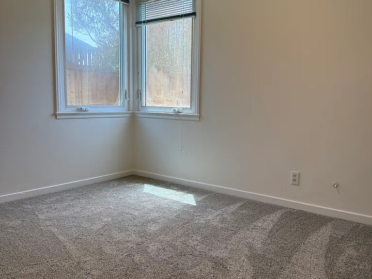 510 Birch Ave — Photo 16