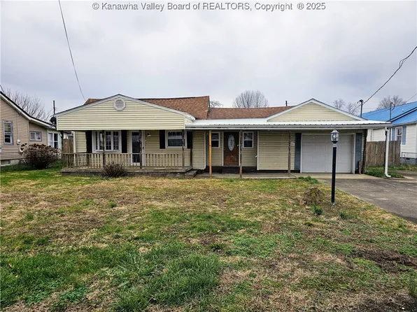 3213 Franklin Ave, Point Pleasant, WV 25550