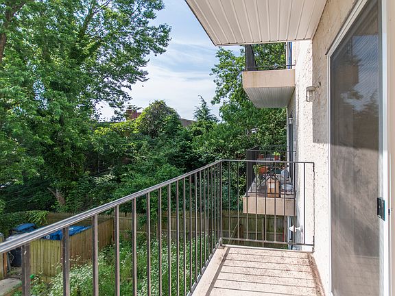 4th image of 245-47 S 45th St #2C