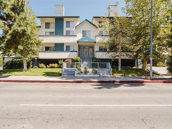 2nd image of 21529 Saticoy St APT 217
