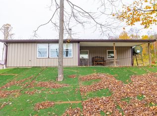 10524 Kleski Rd SE, Uhrichsville, OH 44683