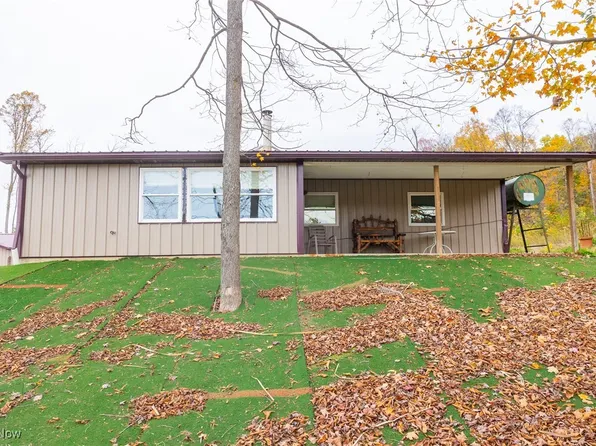 10524 Kleski Rd SE, Uhrichsville, OH 44683