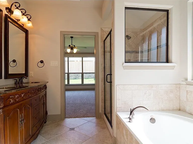 745 Shadow River Dr — Photo 9