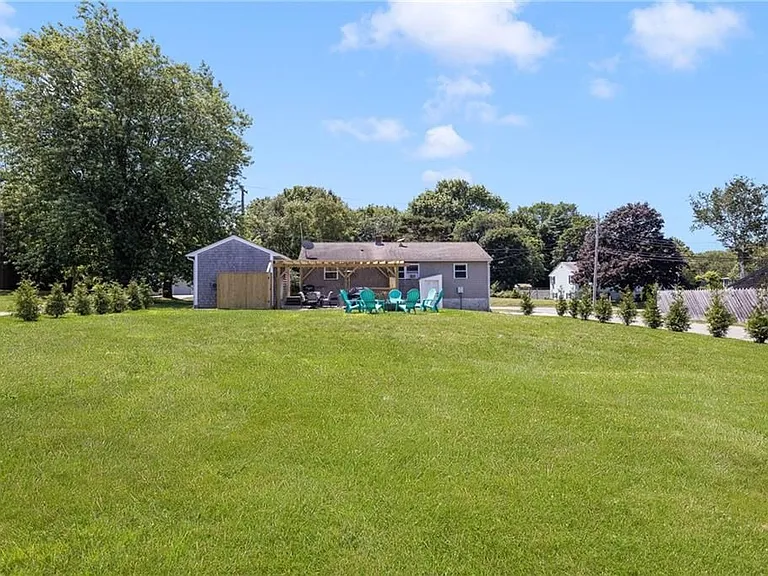 340 Old Mill Ln — Photo 31