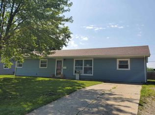 116 S Park Ln, Butler, IN 46721