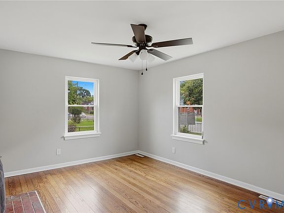 5th image of 3426 Danbury Rd