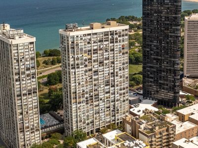 5445 N Sheridan Rd APT 1911, Chicago, IL, 60640