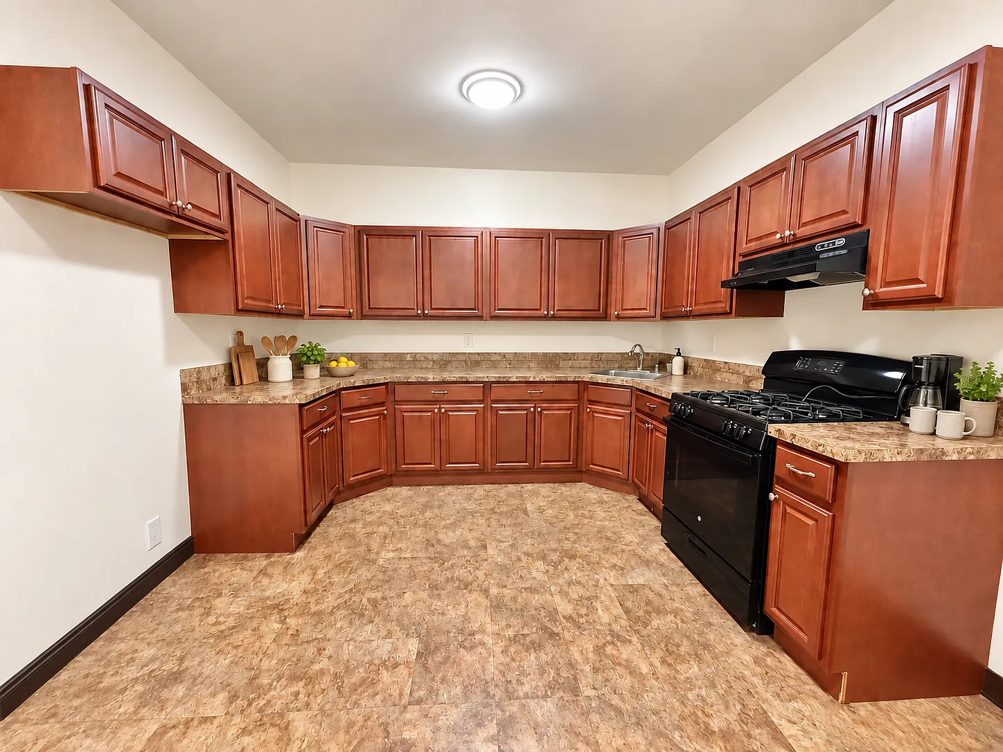 272 Willoughby Avenue — Photo 3