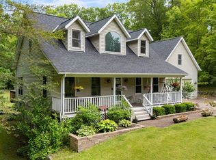 12230 Country Oaks Trl, Chardon, OH