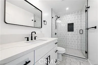 5706 Burnet Ave — Photo 12