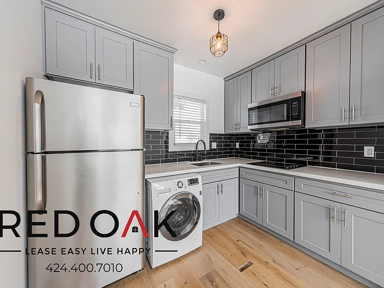 1060 N Avenue 50 #1060 — Photo 2