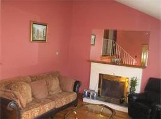 3 Hillsdale Rd, Randolph, MA 02368