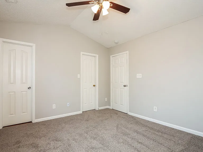 1431 Nature Pl — Photo 12
