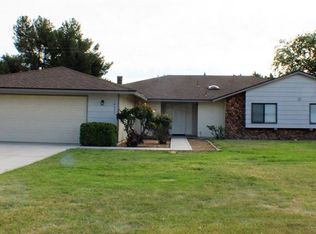 14371 Crow Rd, Apple Valley, CA 92307
