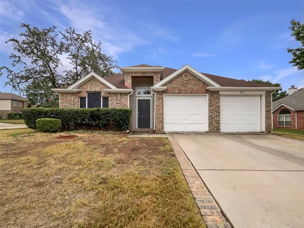 312 Chestnut Dr, Lake Dallas, TX 75065