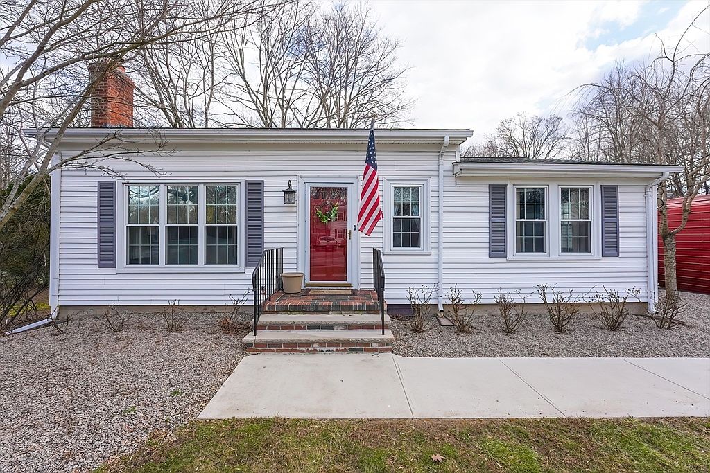 351 Mount Hope St, North Attleboro, MA 02760 Zillow