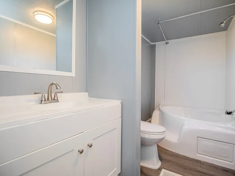17707 Bittersweet Rd — Photo 11