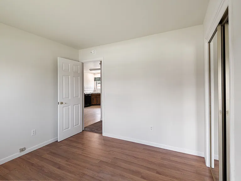 109 Ginos Ct — Photo 22