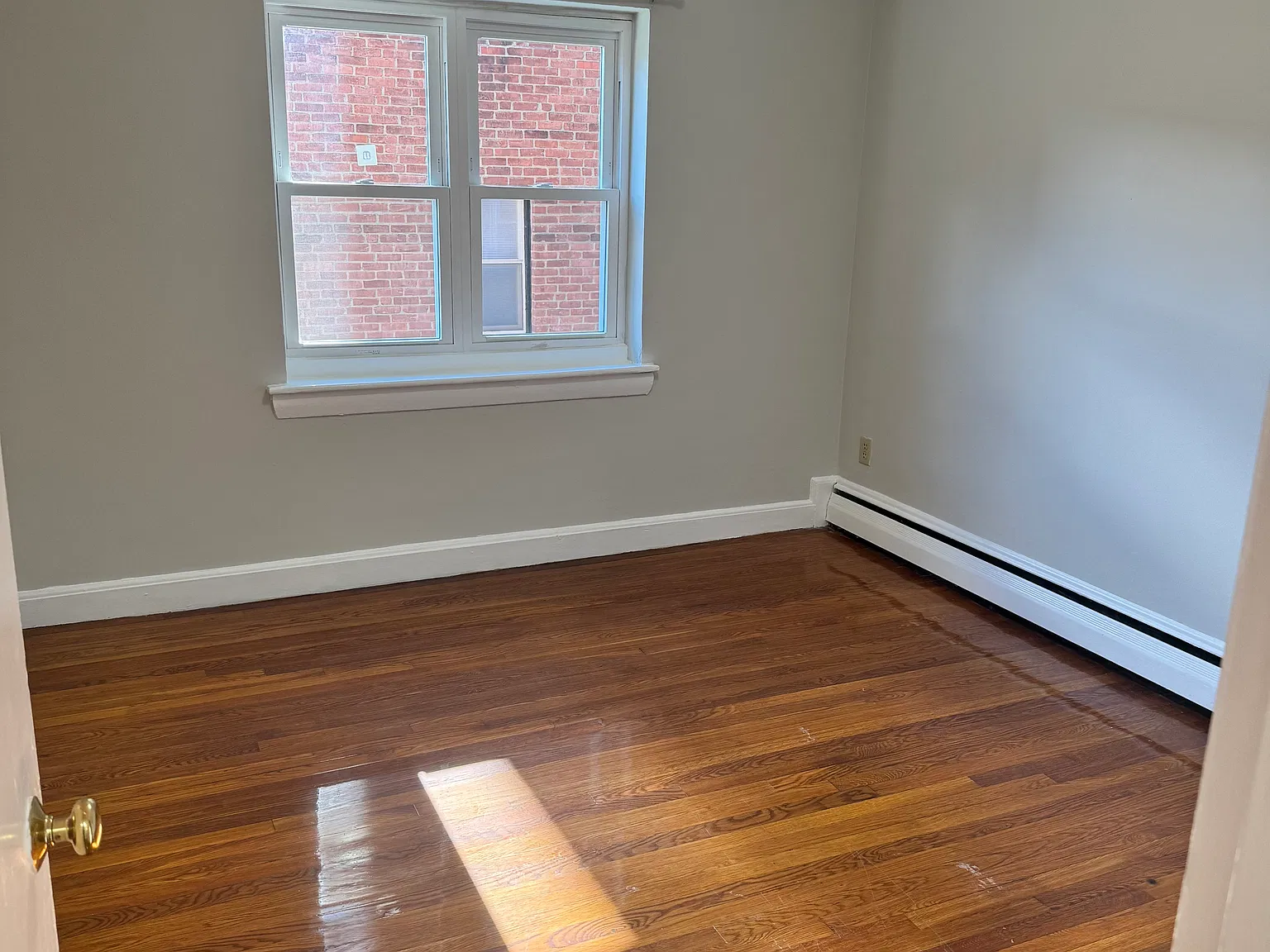2 bed, 1.0 bath, $2,830 — Photo 3