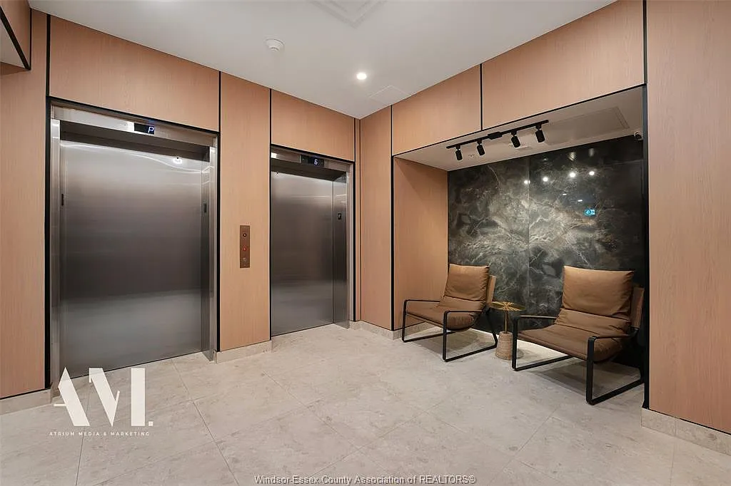 3 bed, 2.5 bath, 1003 sqft, $3,000 — Photo 3