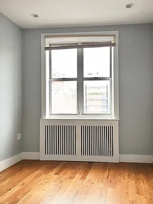 Rented by Bohemia Realty Group | media 18