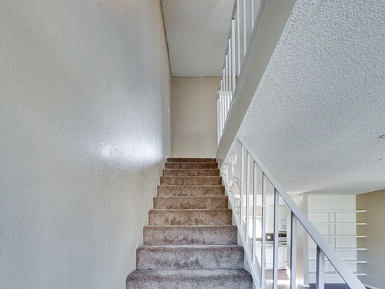 Highlander Park Apartments — Photo 49