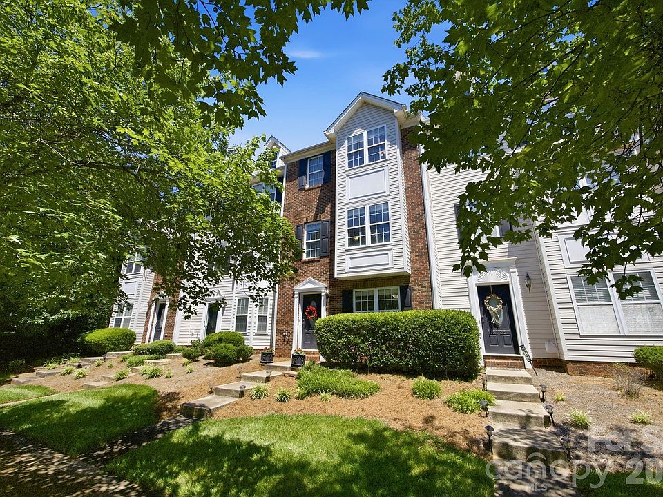 1st image of 6721 Mountain Majesty Way