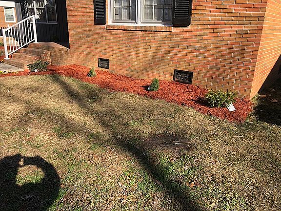 4th image of 215 Belvedere Dr