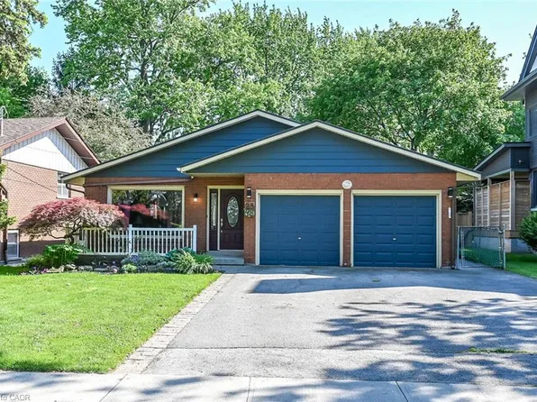 25 Inverness Ave W, Hamilton, ON L9C 1A1