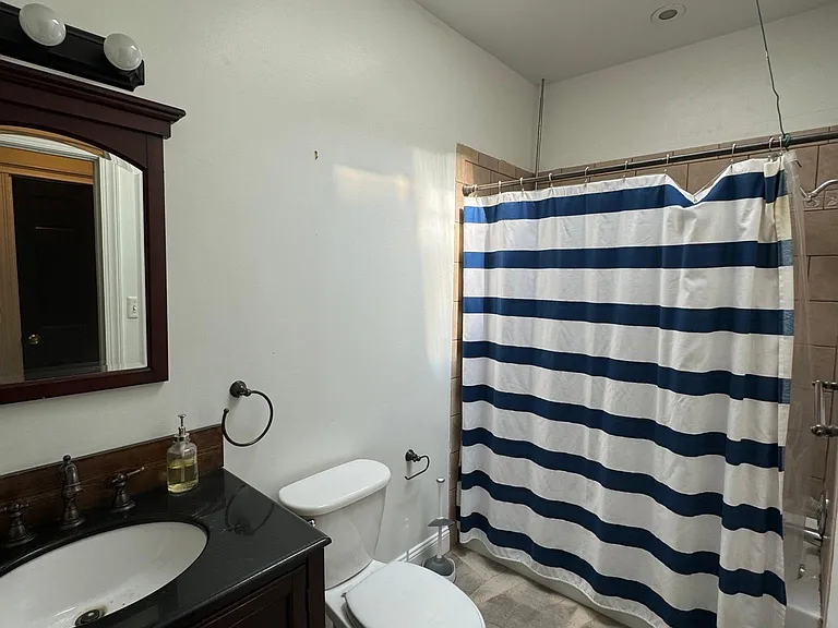 23 S Linwood Ave — Photo 21