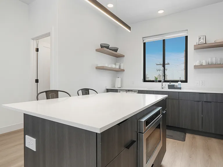 86 W Iko Ave #U325 — Photo 5