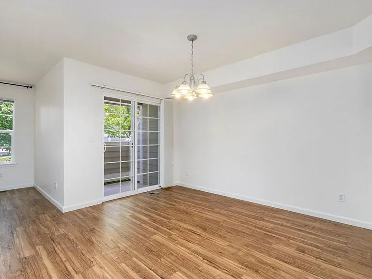 2075 Tonopas Ct #103 — Photo 3