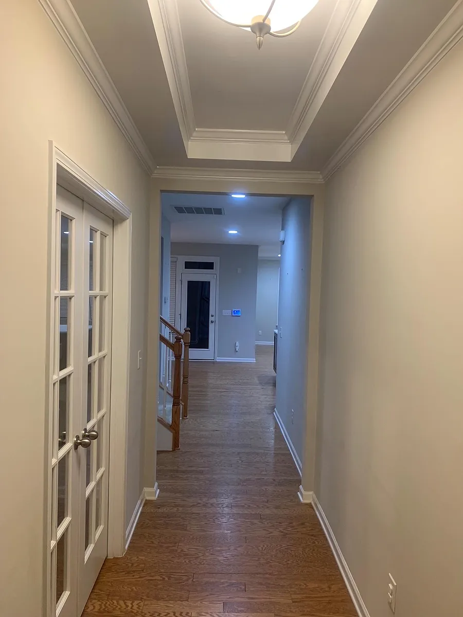 Building Photo - 121 Mazarin Ln