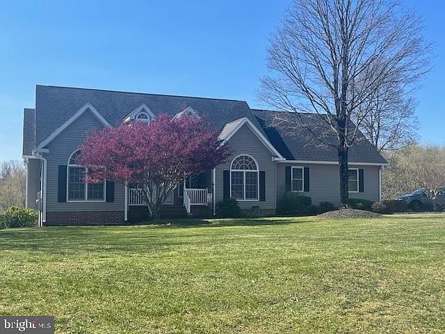 1st image of 224 Ridgeview Dr