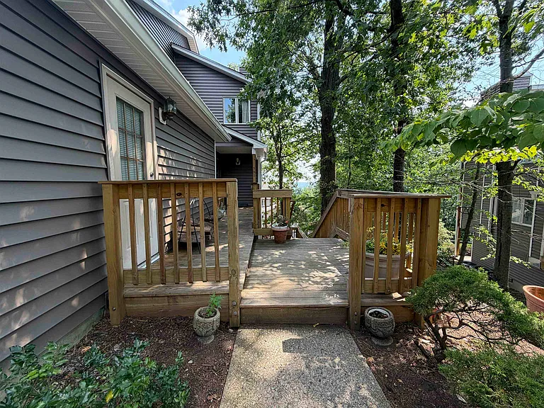 302 Heights Dr — Photo 19