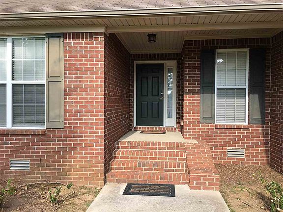3rd image of 206 Turtle Creek Dr