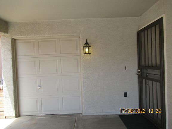 5th image of 1686 E Lindrick Dr