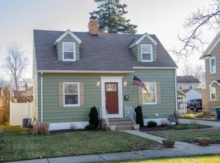 310 Miami Club Dr, Mishawaka, IN