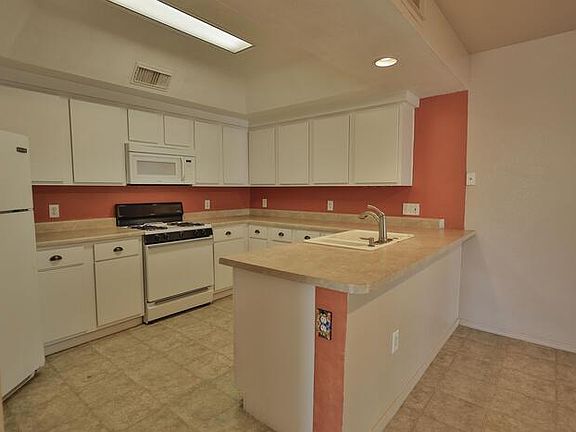 4th image of 1568 N Paseo La Tinaja #1