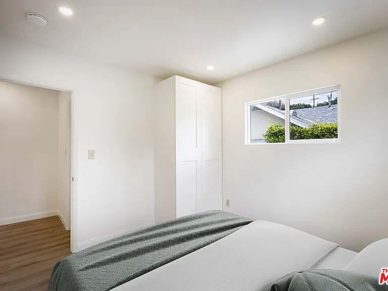 1720 N Avenue 45 — Photo 21