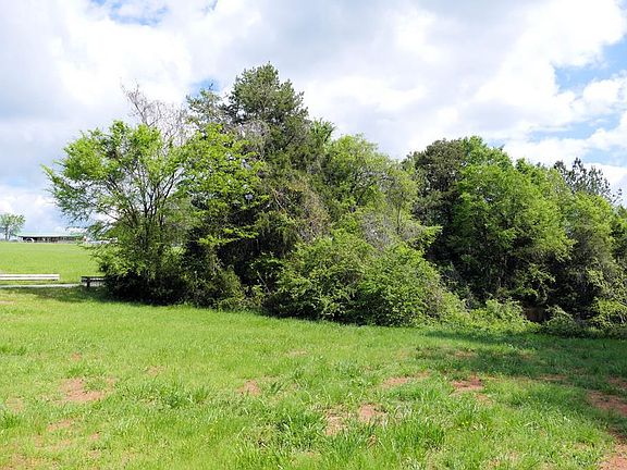 2nd image of 405 Gowdeysville Rd
