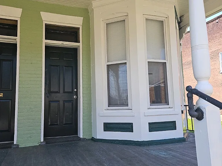 725 Grace St — Photo 18