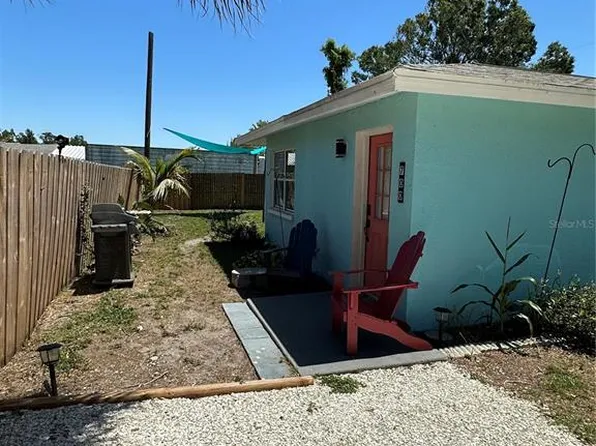 700 Forest St, Nokomis, FL 34275