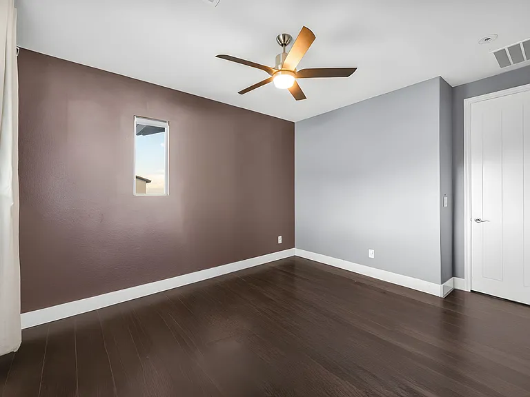 233 Castellari Dr — Photo 15