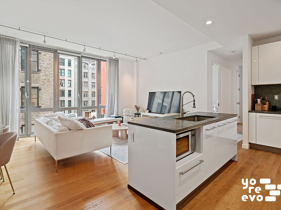 1st image of 4 W 21st St APT 7A